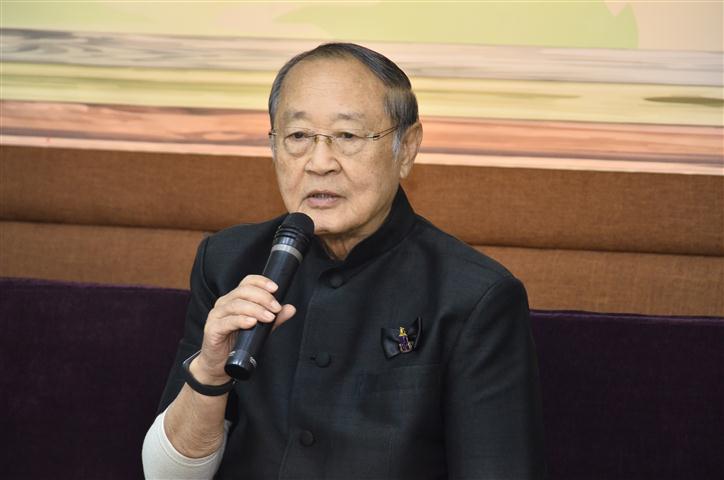 เลขาธิการมูลนิธิชัยพัฒนา เป็นประธานในงานแถลงข่าว โครงการประกวดเรียงความ “เรื่องเล่าข้าวพื้นเมือง เพื่อสุขภาพ”