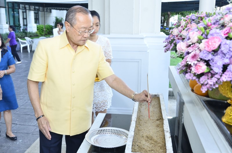 เลขาธิการมูลนิธิชัยพัฒนา ร่วมเป็นประธานทำบุญเลี้ยงพระ เนื่องในโอกาสวันคล้ายวะนสถาปนา สำนักงาน กปร.